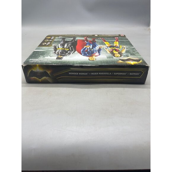 Mattel 2015 Batman v Superman: Dawn of Justice 12" Action Figures Wonder Woman R - Picture 7 of 12